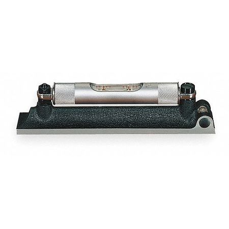 Ground and graduated main vials
 The base of the levels features an involute groove running the length of the base, which provides a reliable seat for round work
 Cross test vial
 The vials are adjustable to a positive setting and are housed in a satin fi