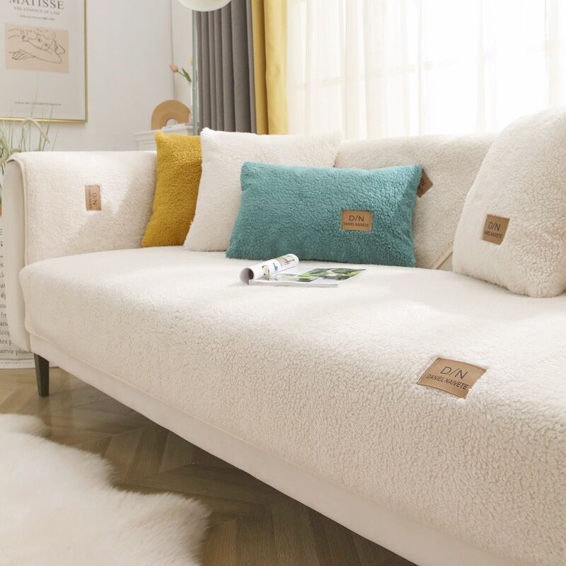 SK333-Plush Couch Cover