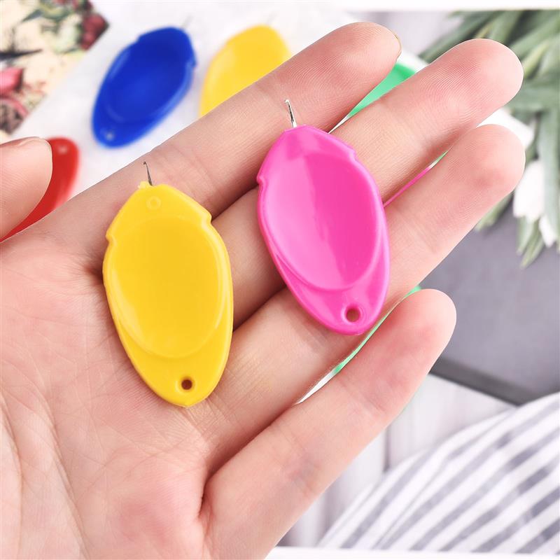 SK313-Easy Needle Threader